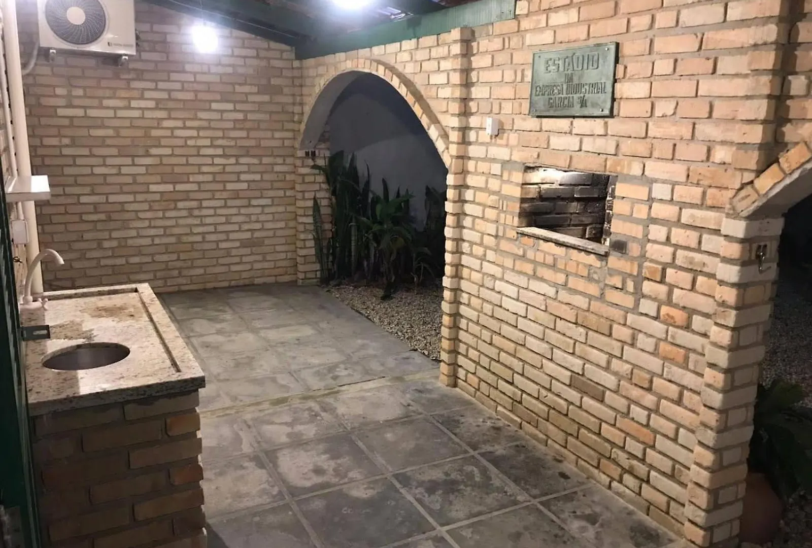 Residencial Bombinhas Pe Na Areia Vila