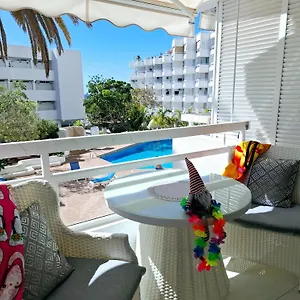 https://apt-relax.in-canary-islands.com